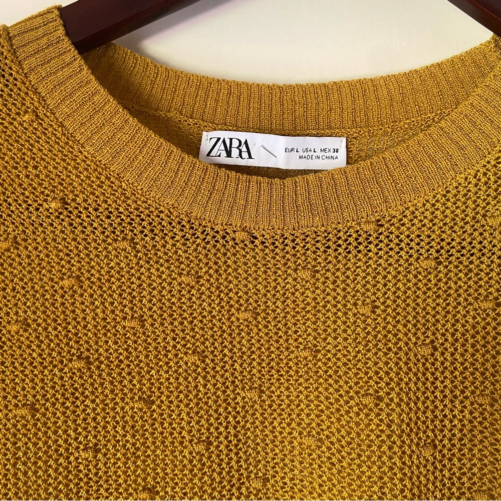 Zara Golden Knit Pullover